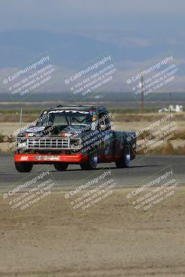 media/Sep-28-2025-24 Hours of Lemons (Sun) [[5dfe0e5f6e]]/9am (Star Mazda)/
